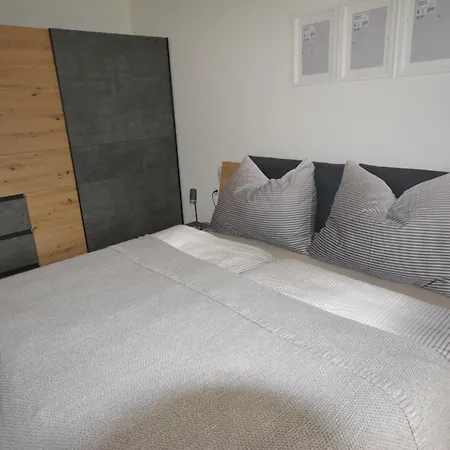 Zeit Apartment *