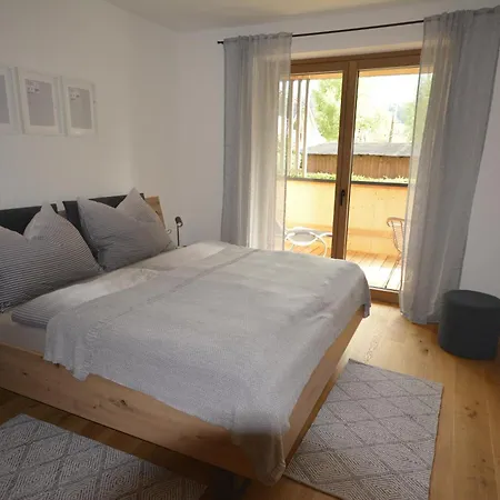 Apartment Zeit